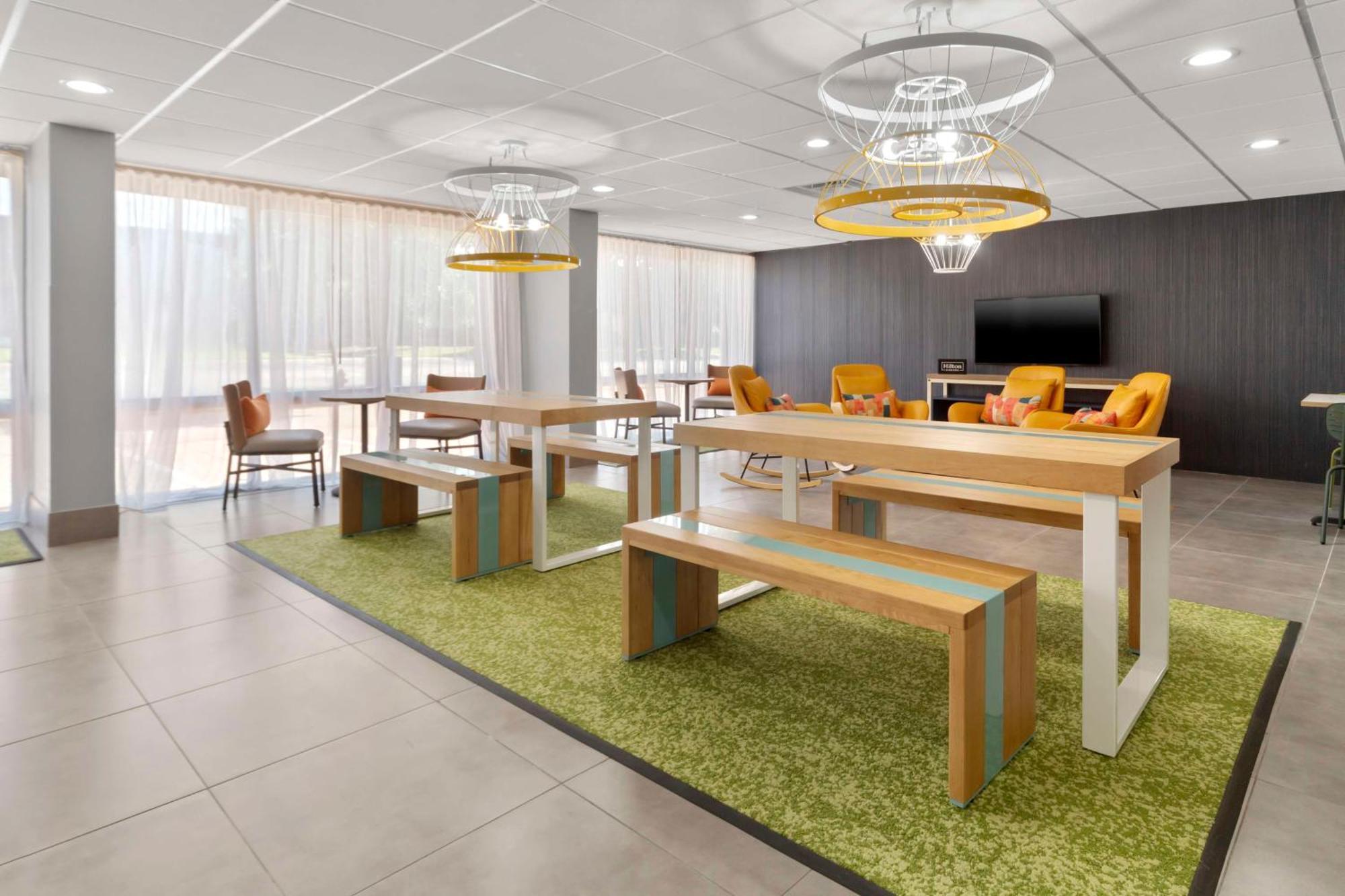 Spark By Hilton Гранд Прери Екстериор снимка